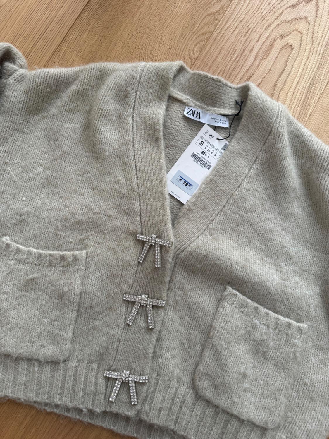 KNIT CARDIGAN WITH RHINESTONE BUTTONS - Image 2