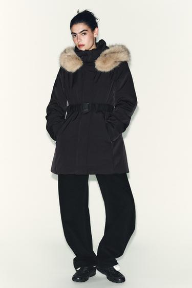 PUFFER JACKET WITH FAUX FUR HOOD, WATER AND WIND PROTECTION - Black by Zara