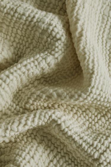 PLAIN MUSLIN THROW - Green by Zara