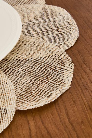 FLOWER RAMIE PLACEMAT - Light beige by Zara - Image 3