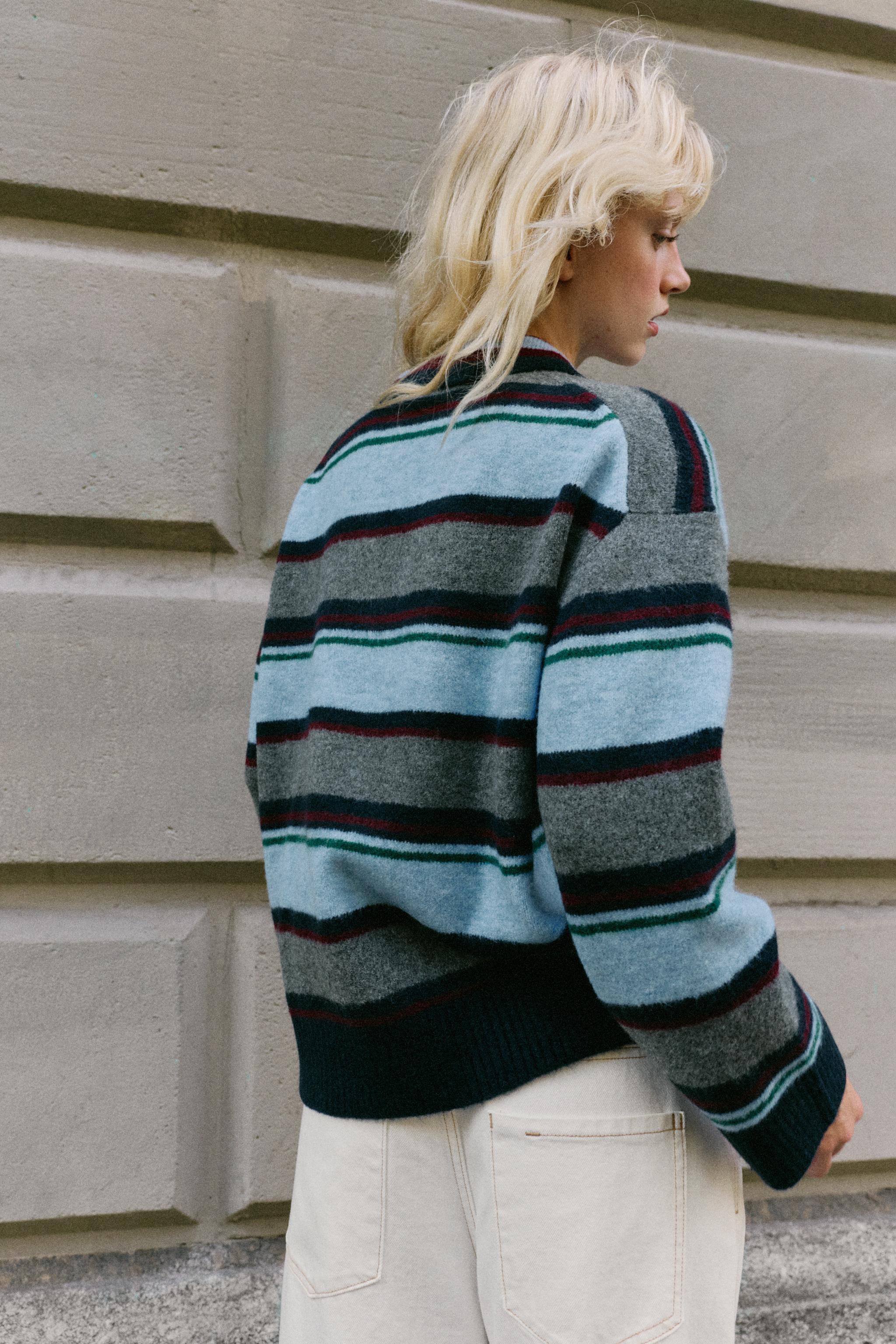 STRIPED KNIT POLO - thumbnail 6