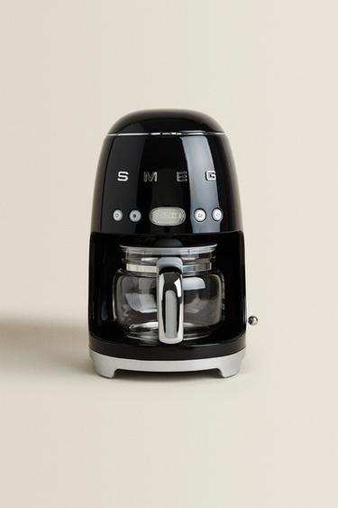 CAFETIÈRE À FILTRE PROGRAMMABLE SMEG - Noir de Zara