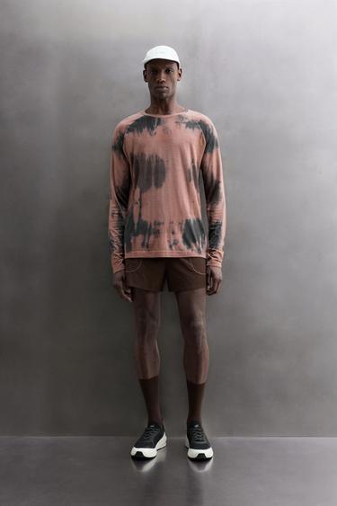T-SHIRT TECHNIQUE IMPRIMÉ - Roses de Zara - Image 0
