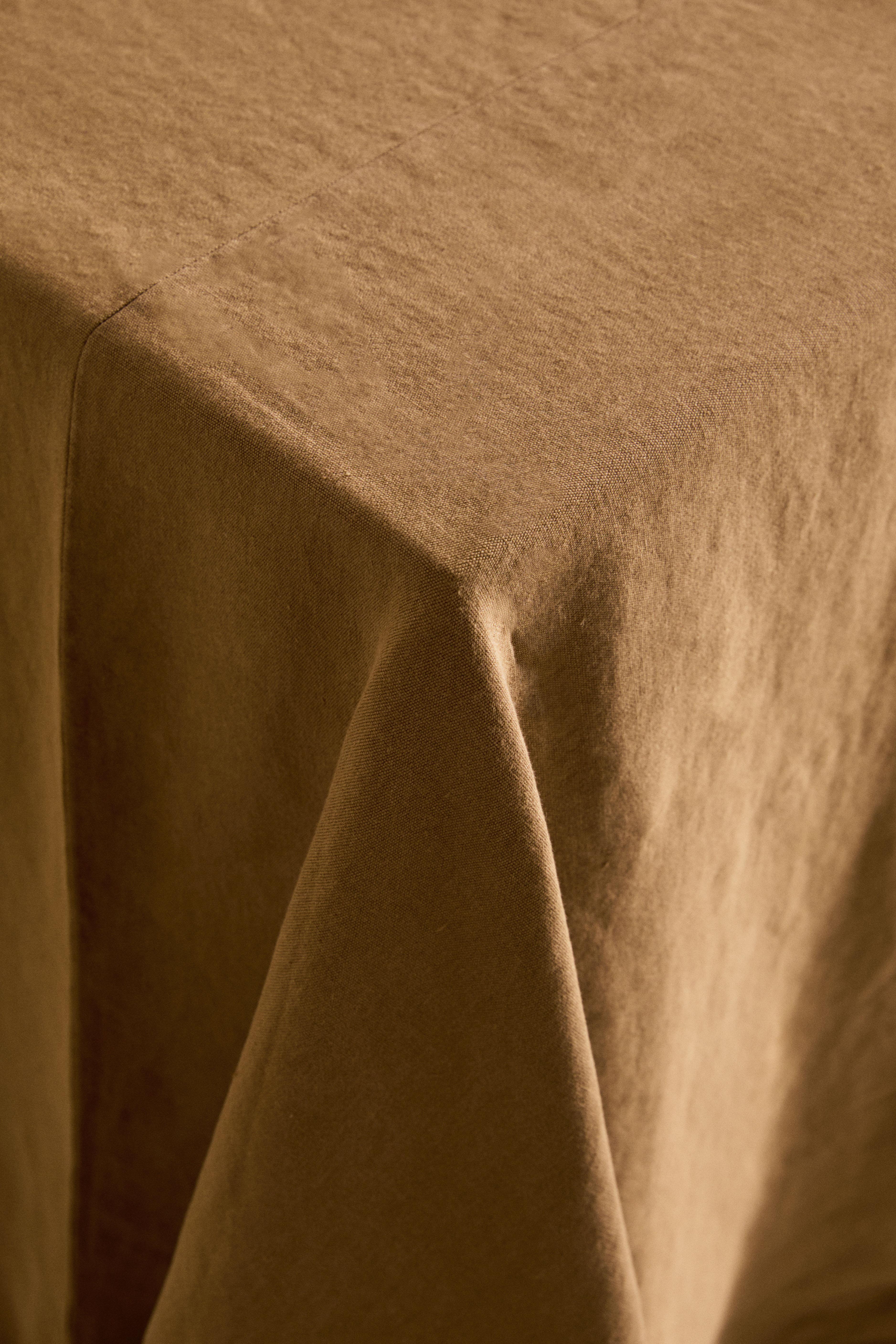 TABLECLOTH 01 - マスタード | ZARA Japan / 日本