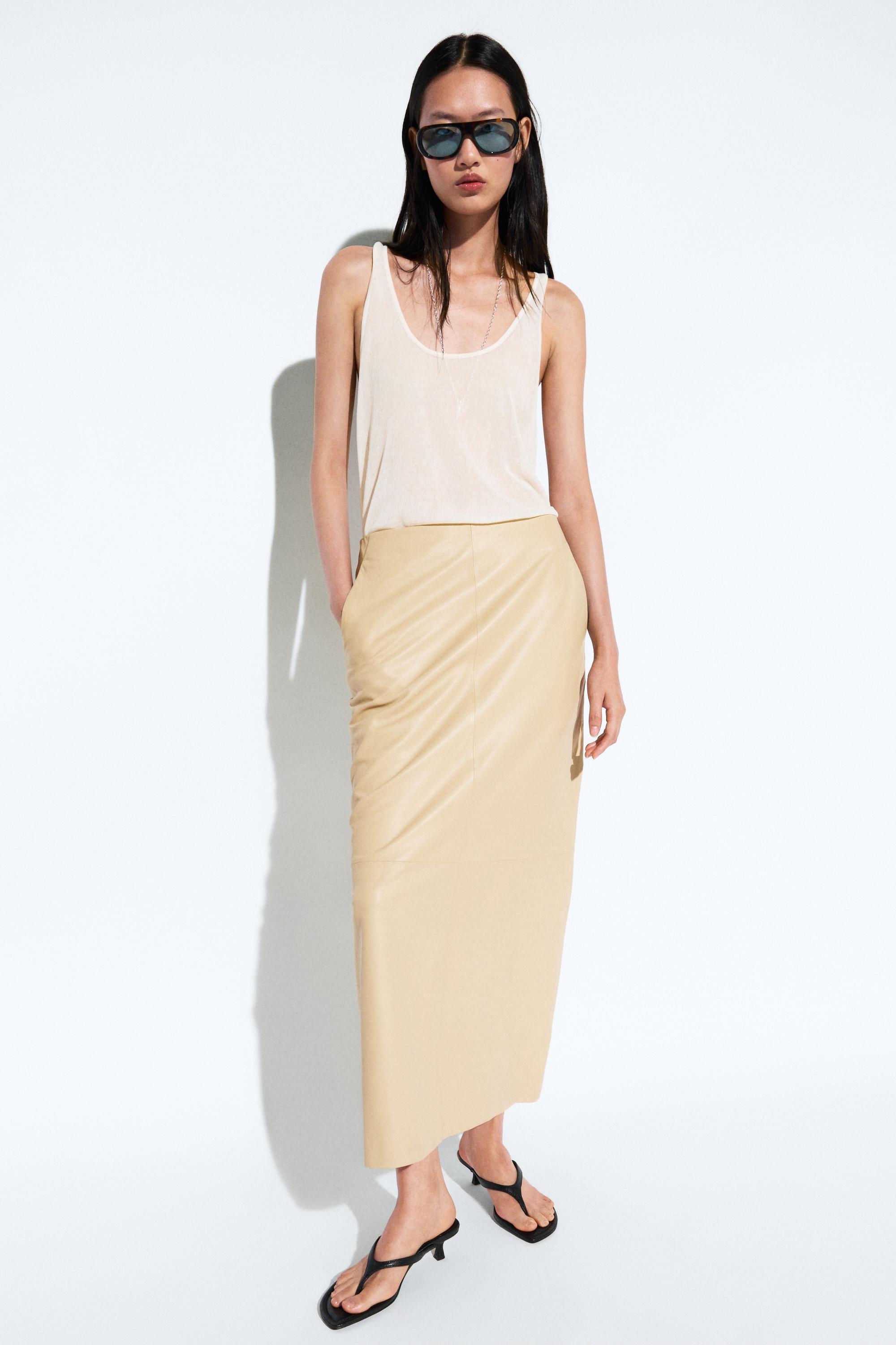 Jupe midi en cuir nappa