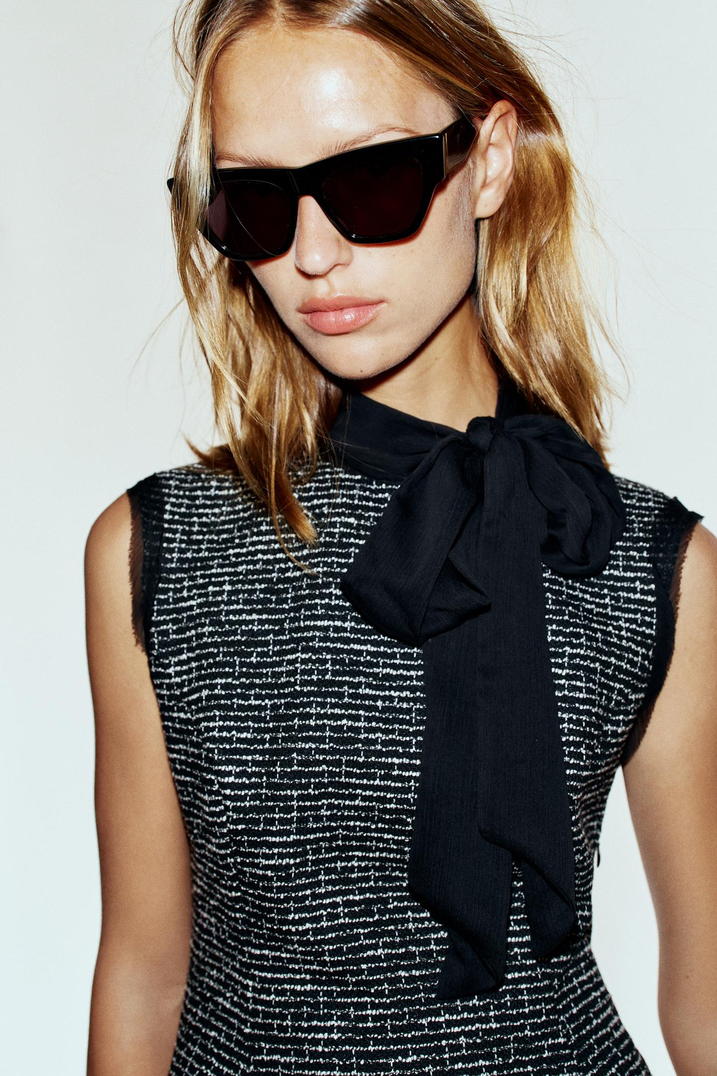 Женский топ Zara Combined Textured Bow Top, цвет: Чёрный / Белый — фото 4