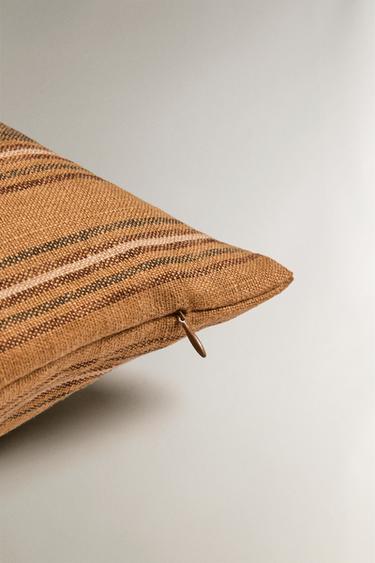 HOUSSE DE COUSSIN LIN RAYURES - Sable de Zara - Image 3