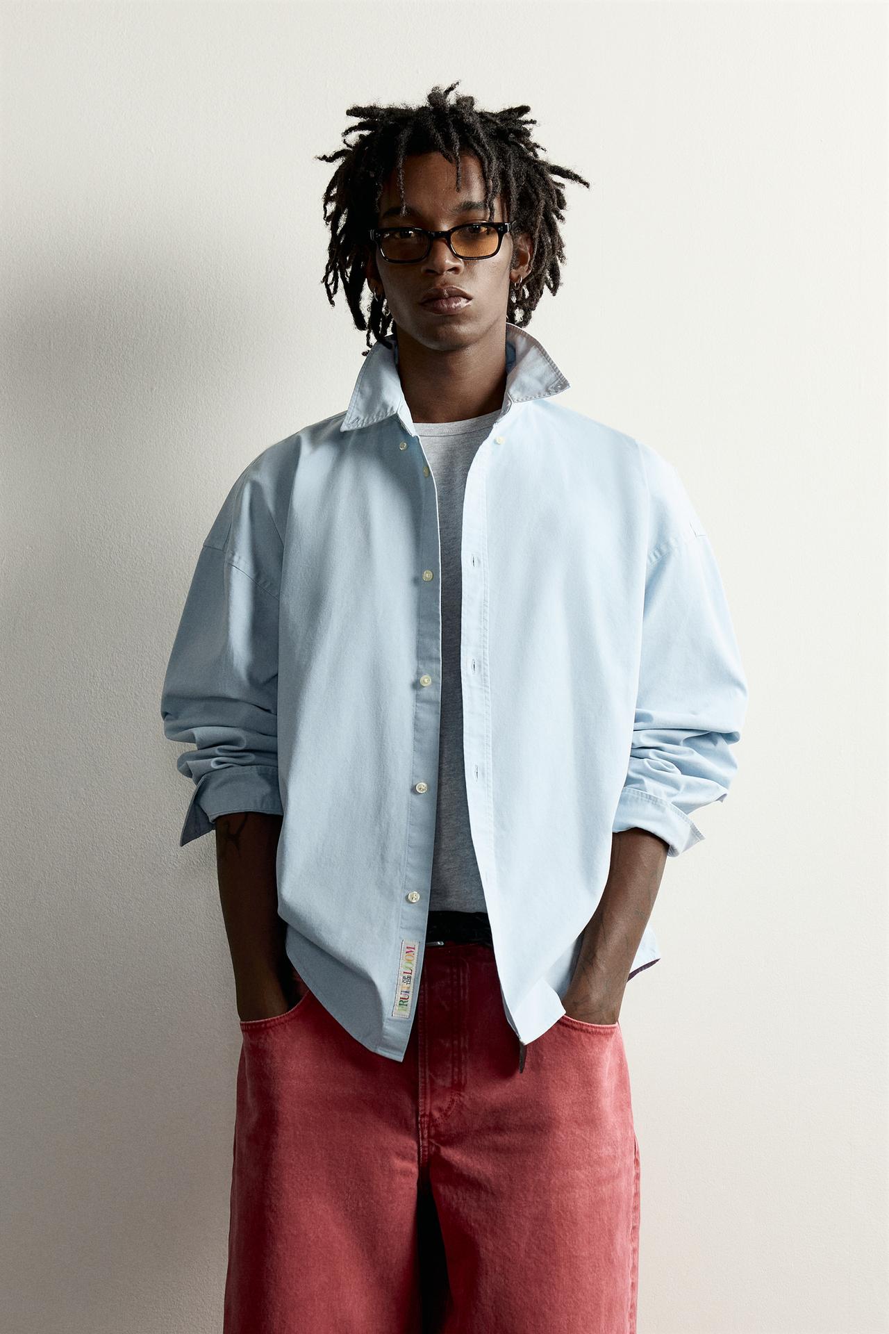 FRUIT OF THE LOOM™ BOXY OXFORD SHIRT — Sky blue