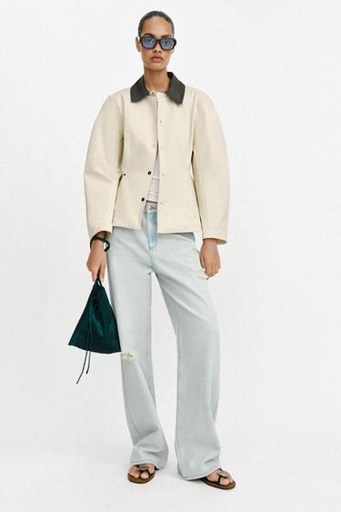 CHAMARRA CUELLO CONTRASTE PEPLUM - Hueso de Zara