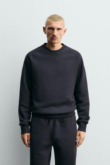 SWEAT COL ROND COUPE DÉCONTRACTÉE - Bleu marine foncé de Zara - Image 1