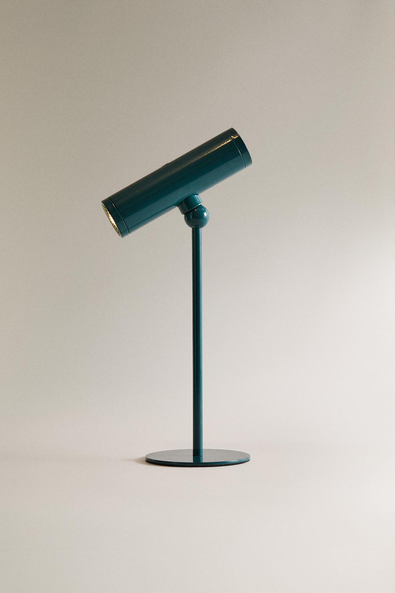 KIDS' TORCH DESK LAMP WITH PROJECTION — Blue