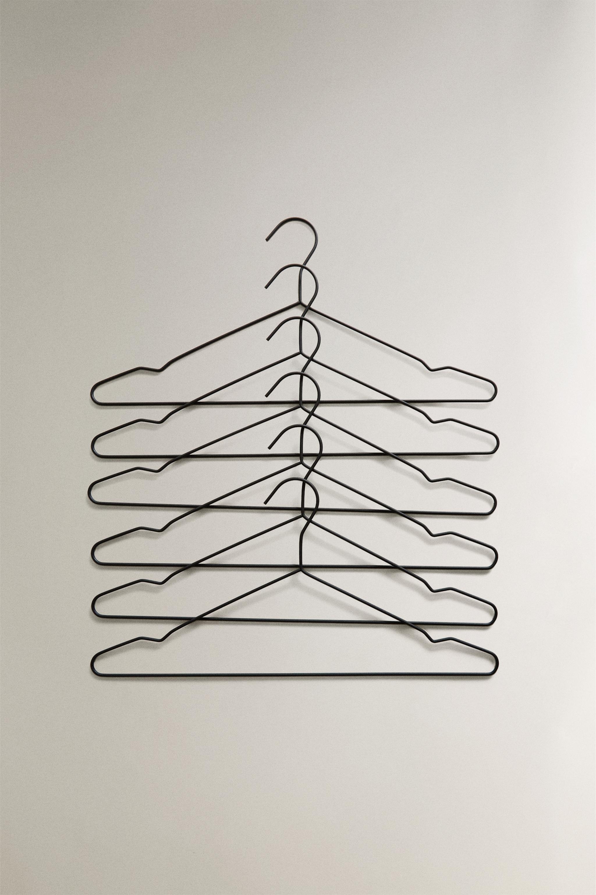 RUBBERIZED HANGERS (PACK OF 6)