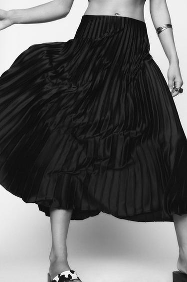 FALDA MIDI PLISADA - Negro de Zara