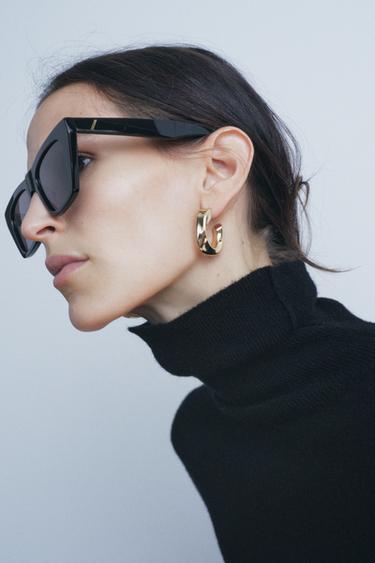КРУЧЕНЫЕ СЕРЬГИ-КОЛЬЦА СРЕДНЕГО РАЗМЕРА — ЗОЛОТИСТЫЙ от Zara — изображение 0