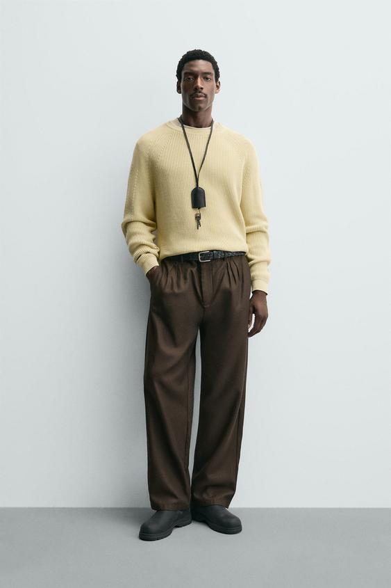 RIBBED TEXTURED JUMPER