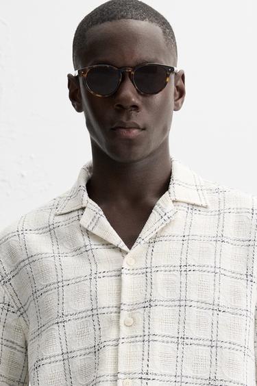 CHEMISE STRUCTURÉE AVEC CONTRASTE - Écru / Bleu marine de Zara - Image 4