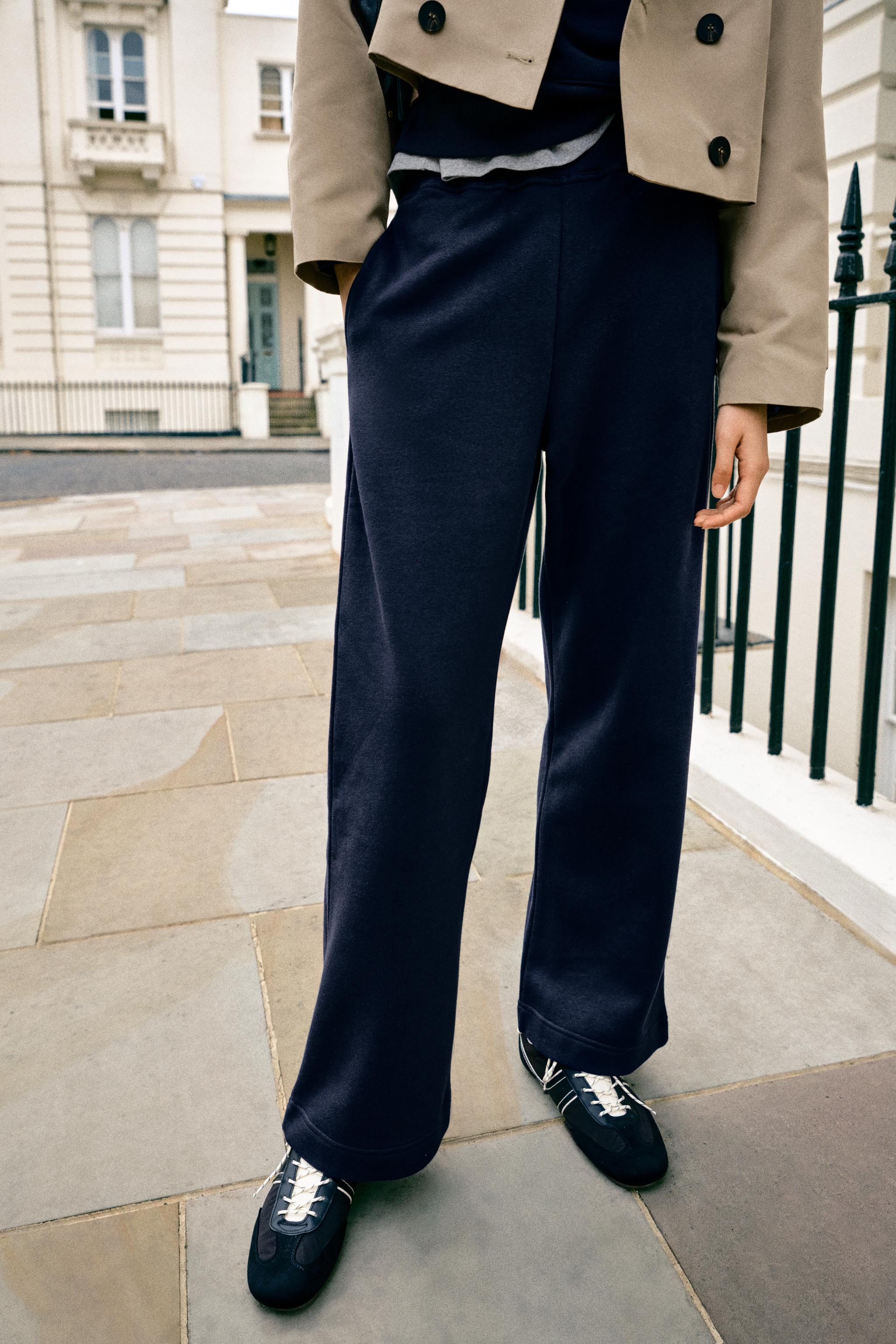 PANTALON EN MOLLETON BASIQUE