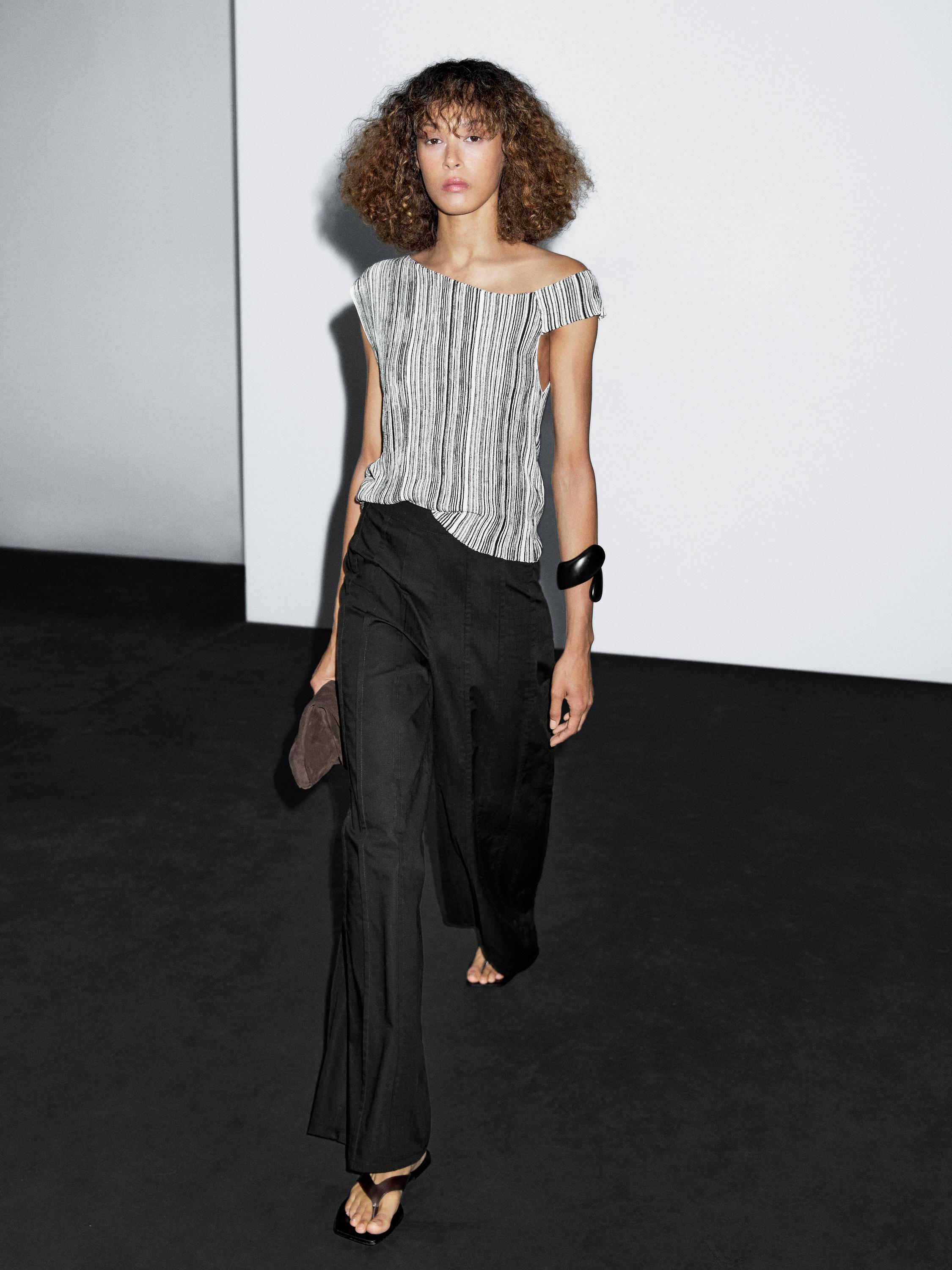 Pantalon large coutures apparentes