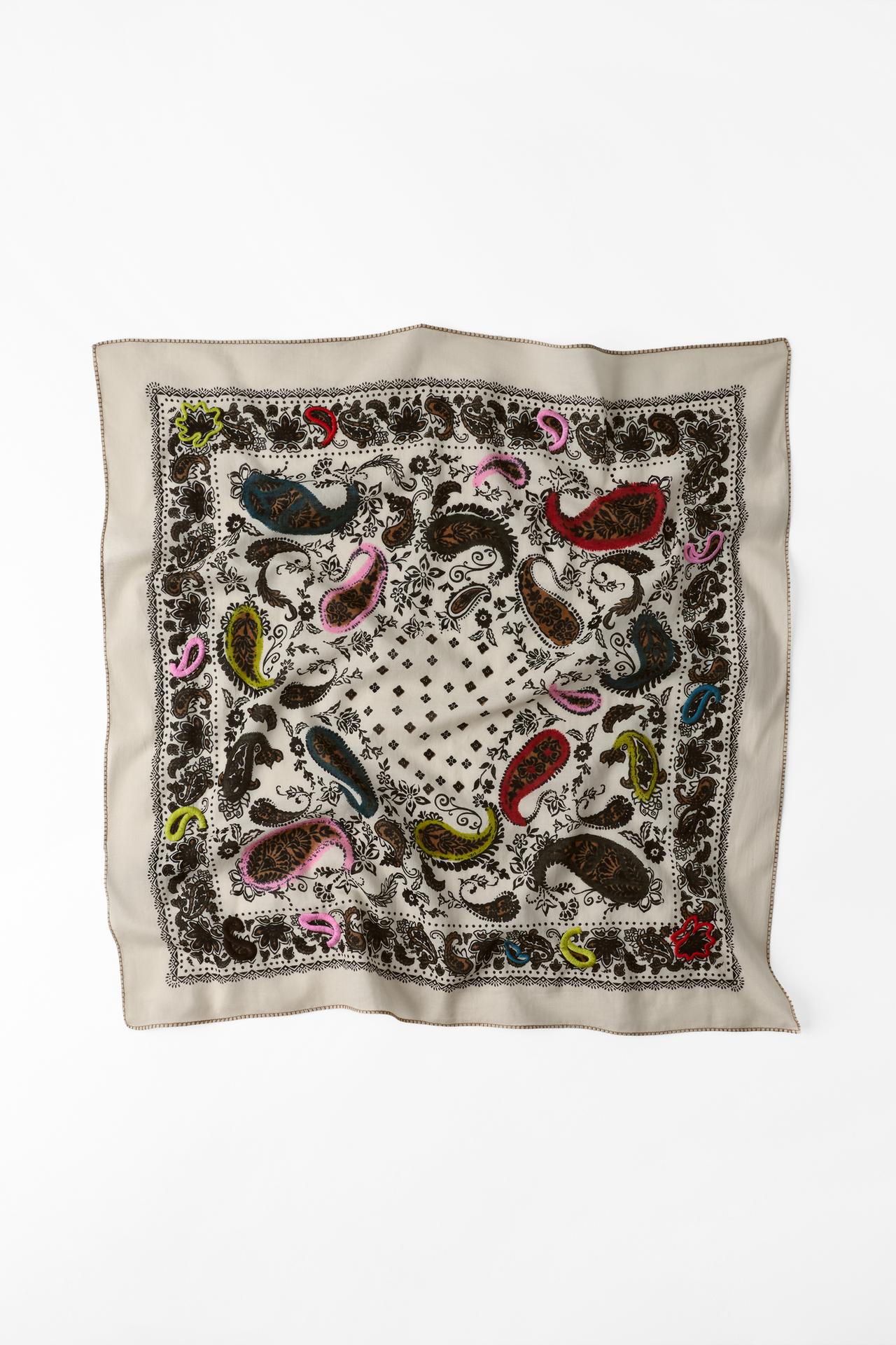 EMBROIDERED PRINT BANDANNA — Ecru