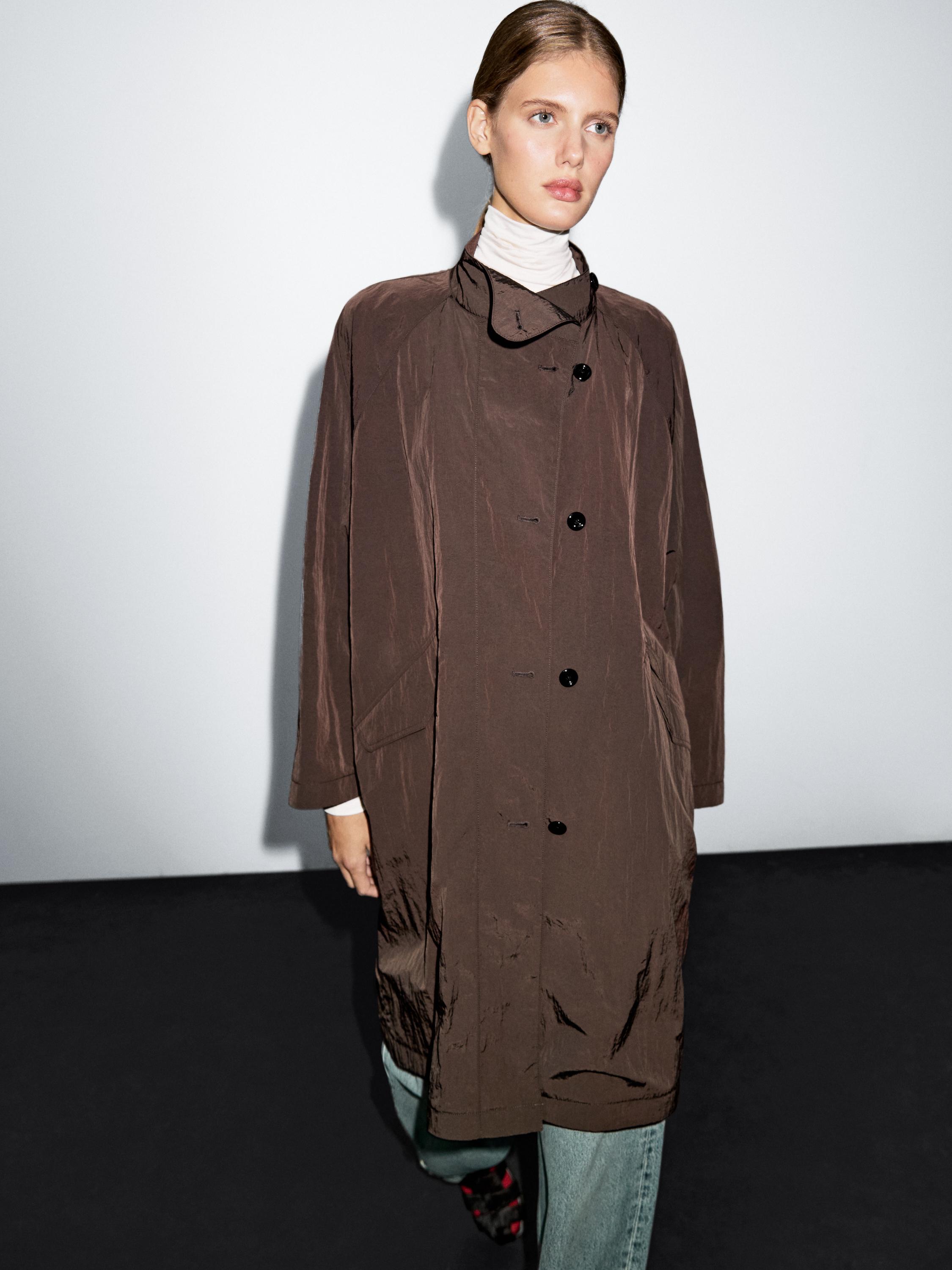 Oversize flowing trench coat water-repellent fabric