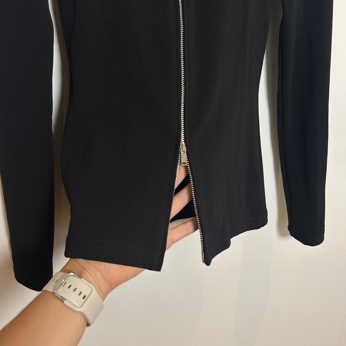 ZIPPERED STRETCH TOP - Image 3
