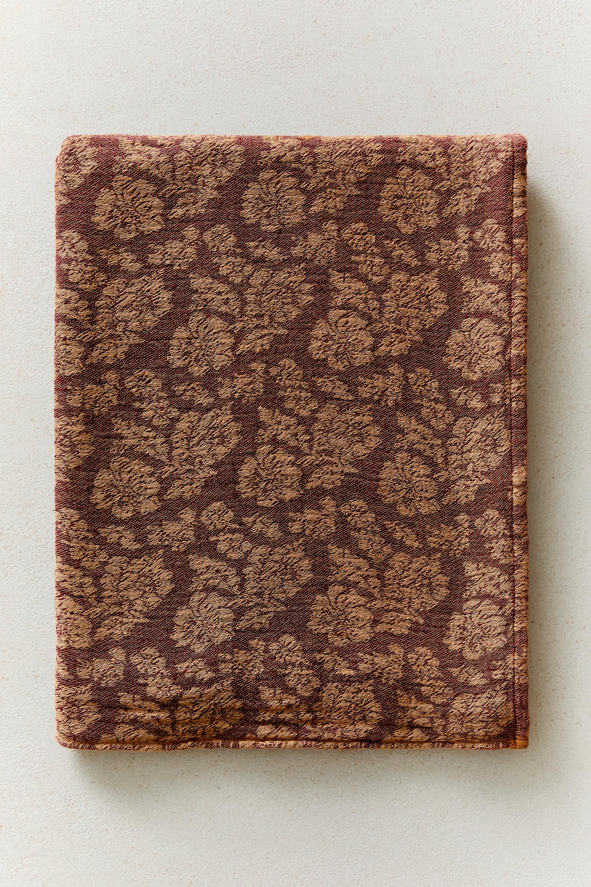 CHIFFON JACQUARD BATH TOWEL — Dark russet