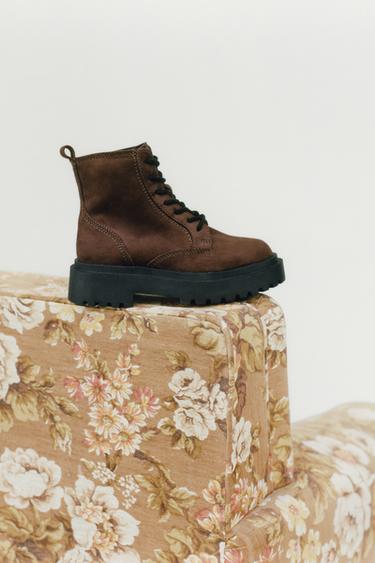 БОТИНКИ В СТИЛЕ TRACK — КОРИЧНЕВЫЙ от Zara