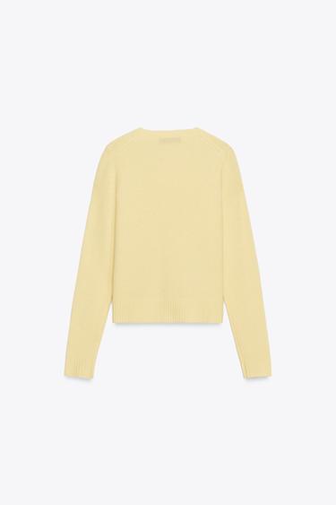 PULL BASIQUE 100 % LAINE - Jaune clair de Zara - Image 6