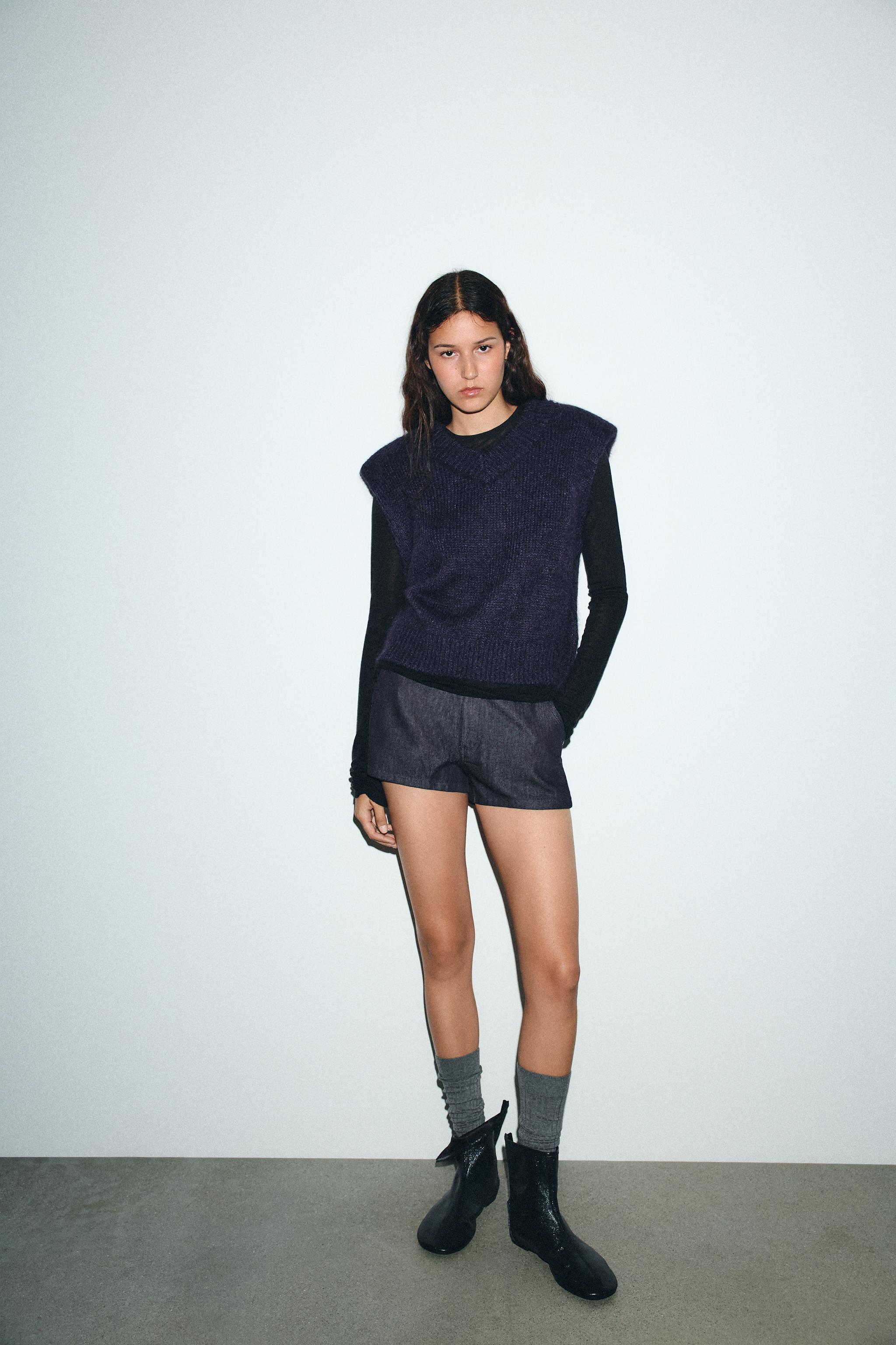 GILET AVEC LAINE ET ALPAGA À ÉPAULETTES