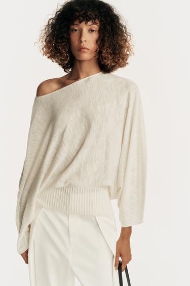 STRICKPULLOVER MIT VOLUMINÖSEN ÄRMELN - Cremefarben von Zara