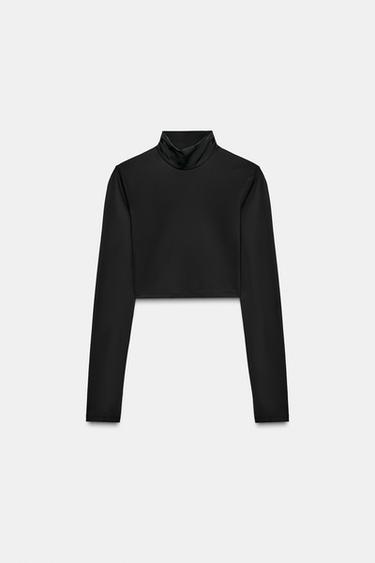 T-SHIRT COURT EN POLYAMIDE - Noir de Zara