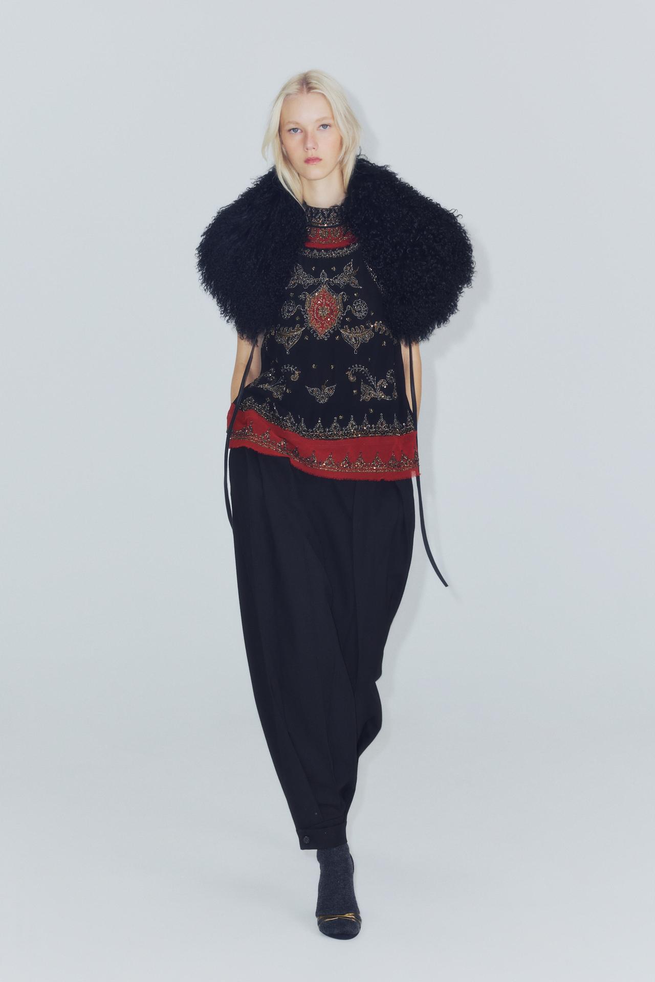 ZW COLLECTION EMBROIDERED BEADED COMBINED TOP — Black