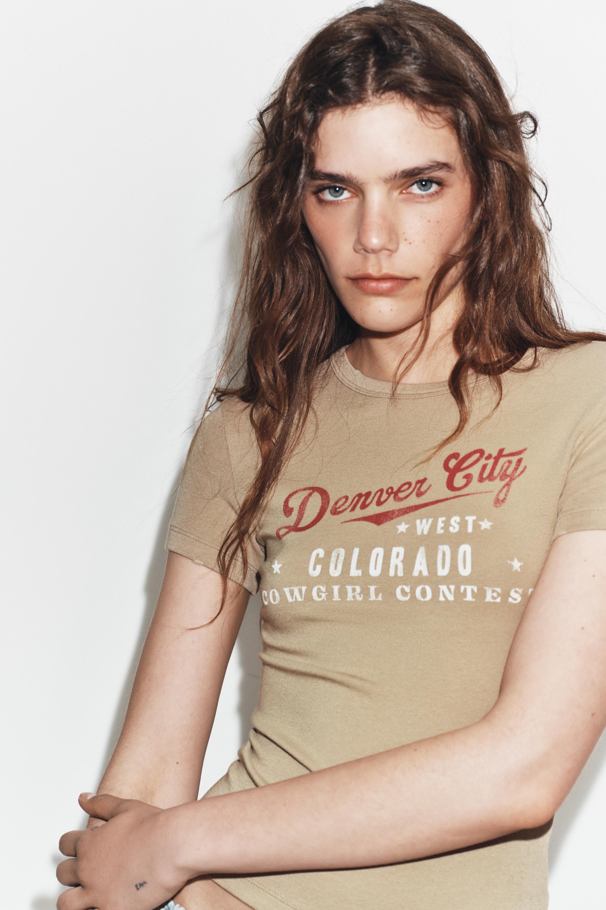 SHORT SLEEVE T-SHIRT WITH TEXT