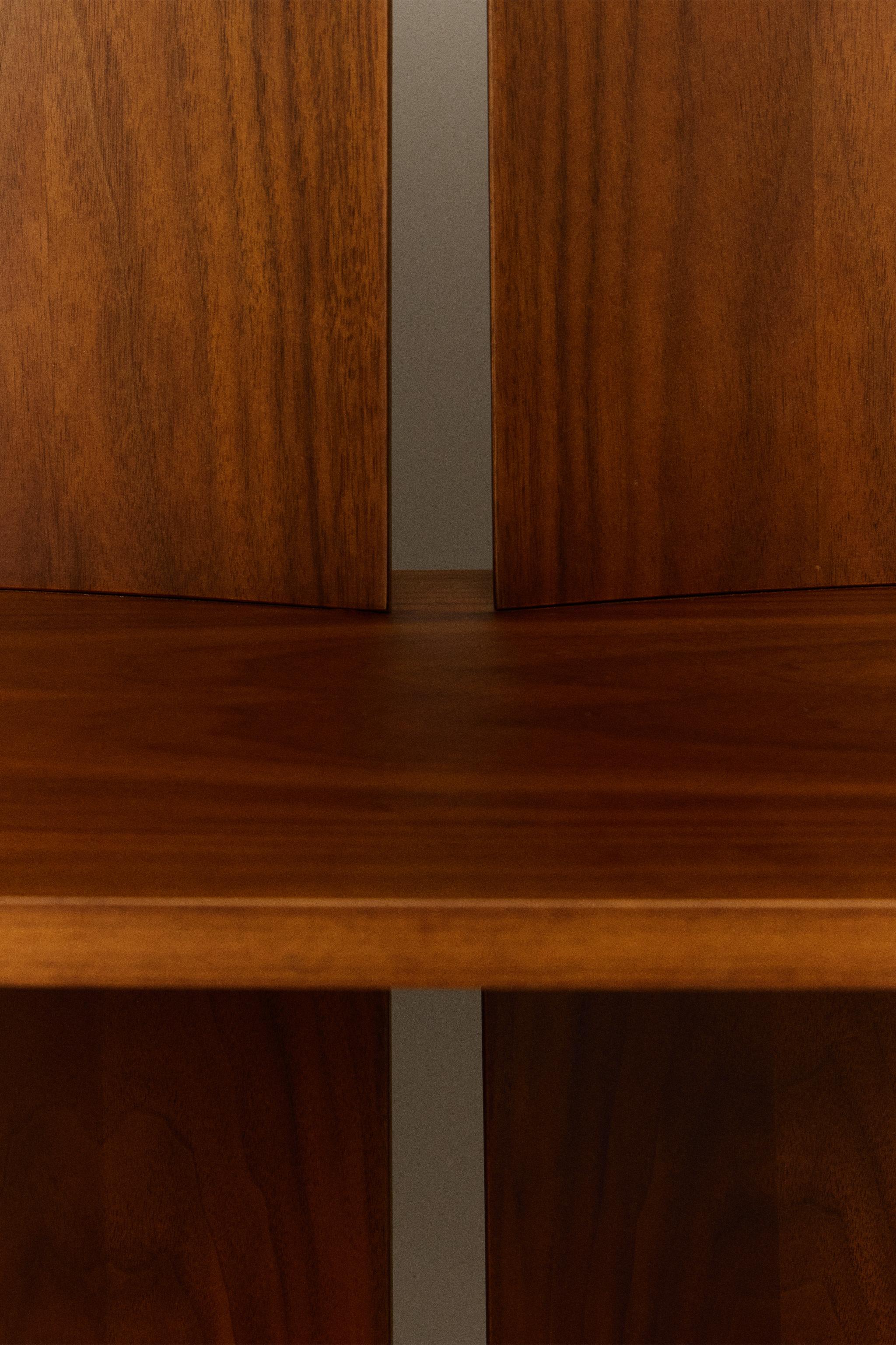 THE QUARRY BOOKSHELF