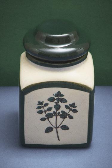 (320 G) BOUGIE PARFUMÉE ORÉGANO - VERT de Zara