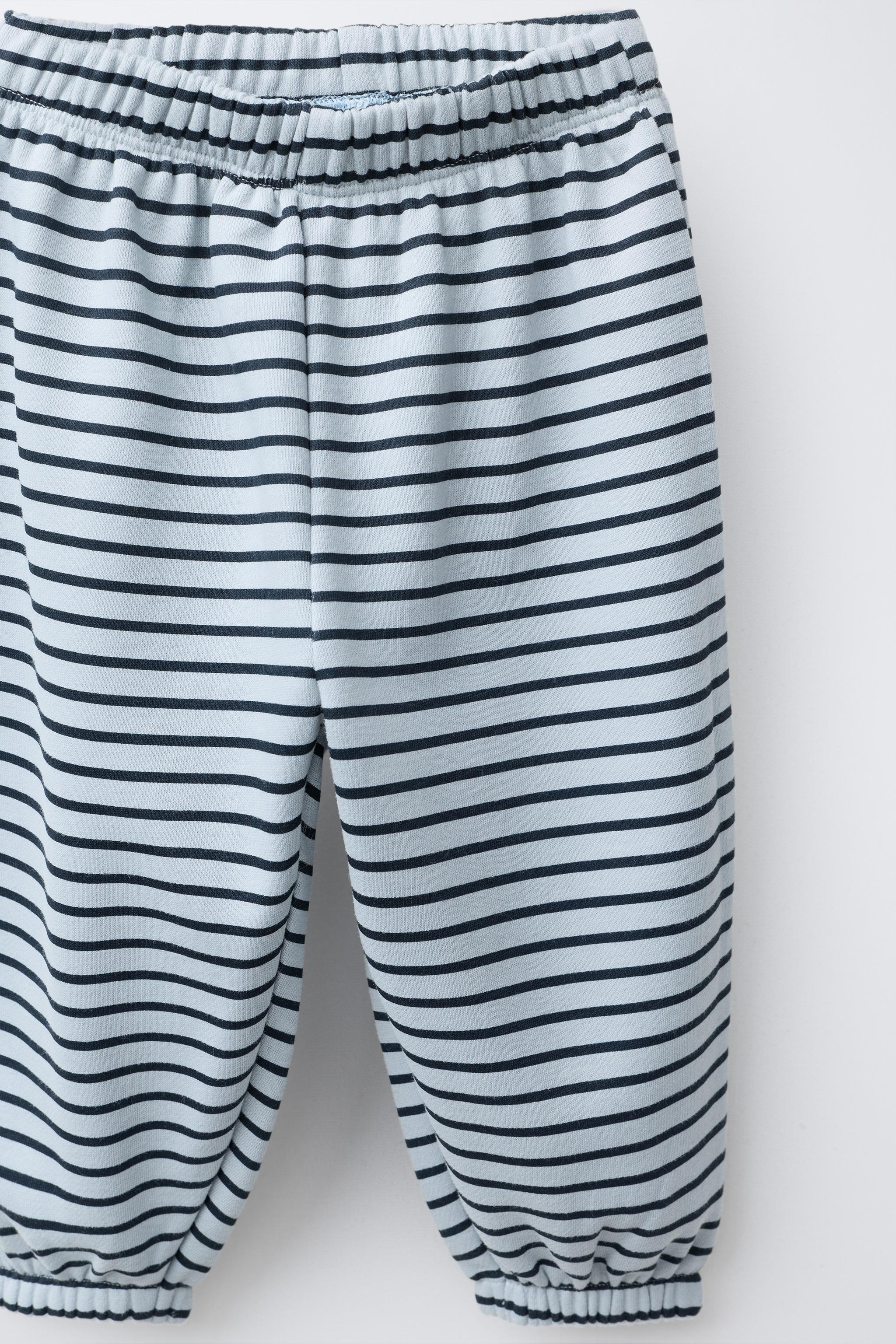 STRIPED SWEATSHIRT AND JOGGER PANTS SET