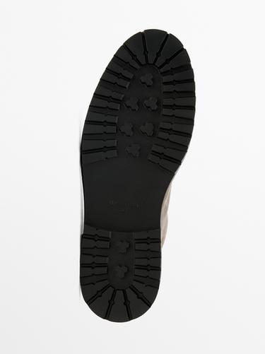 Bottes en cuir fourrées à lacets - Gris taupe de Zara - Image 0