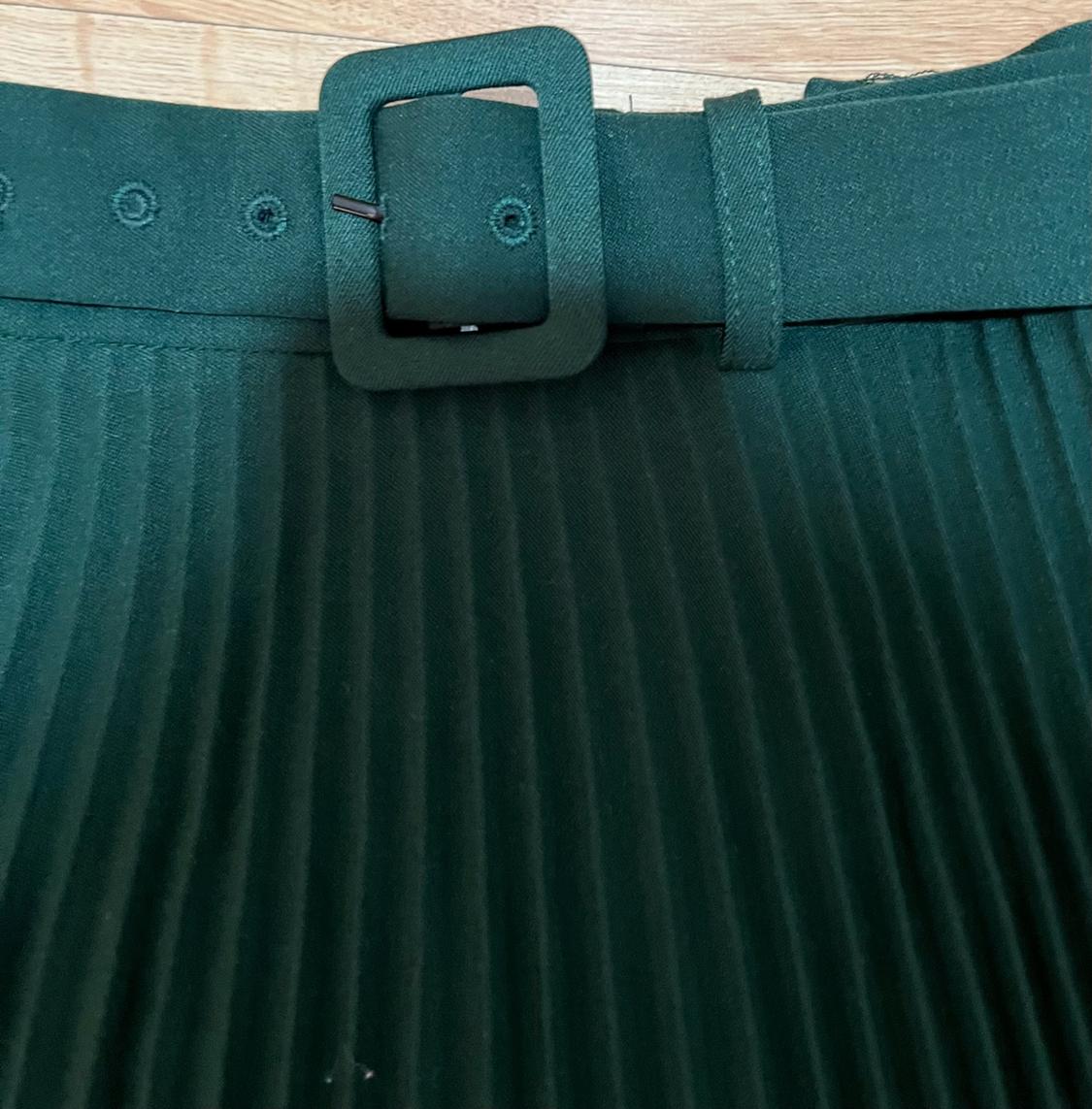PLEATED SKIRT WITH BELT - Image 2