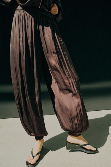 PANTALON BOUFFANT SATINÉ - Marron de Zara