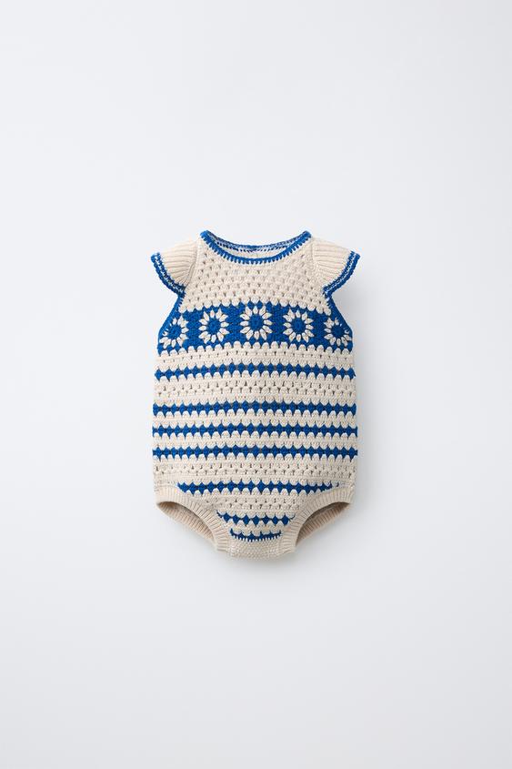 PELELE PUNTO CROCHET - Crudo / Azul de Zara - Imagen 0