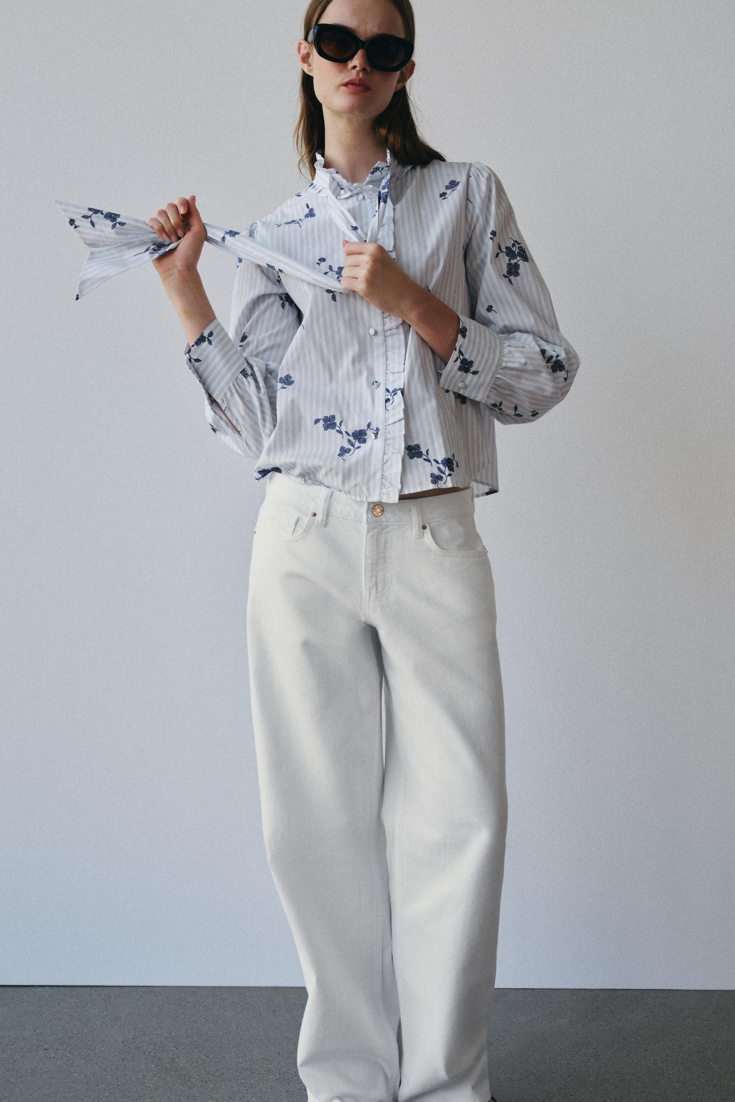 Женская блузка Zara Floral Print Tie-Neck Blouse, цвет: Синий / Белый — фото 1