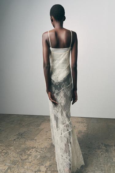 ROBE EN DENTELLE ASYMÉTRIQUE - Blanc cassé de Zara - Image 3