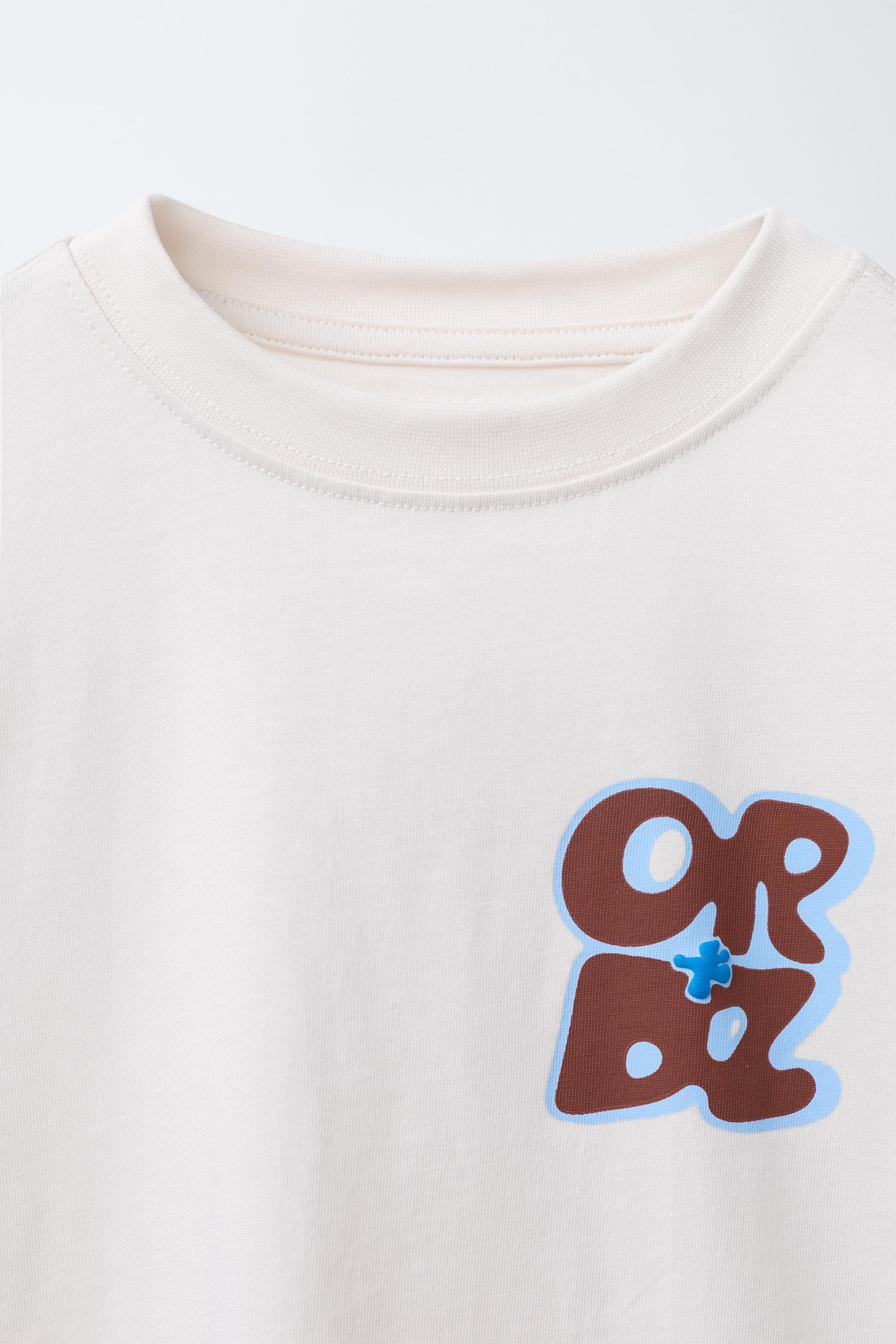 RAISED TEXT PRINT T-SHIRT