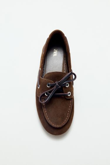 SPLIT SUEDE TOPSTITCHED LOAFERS - Brown by Zara