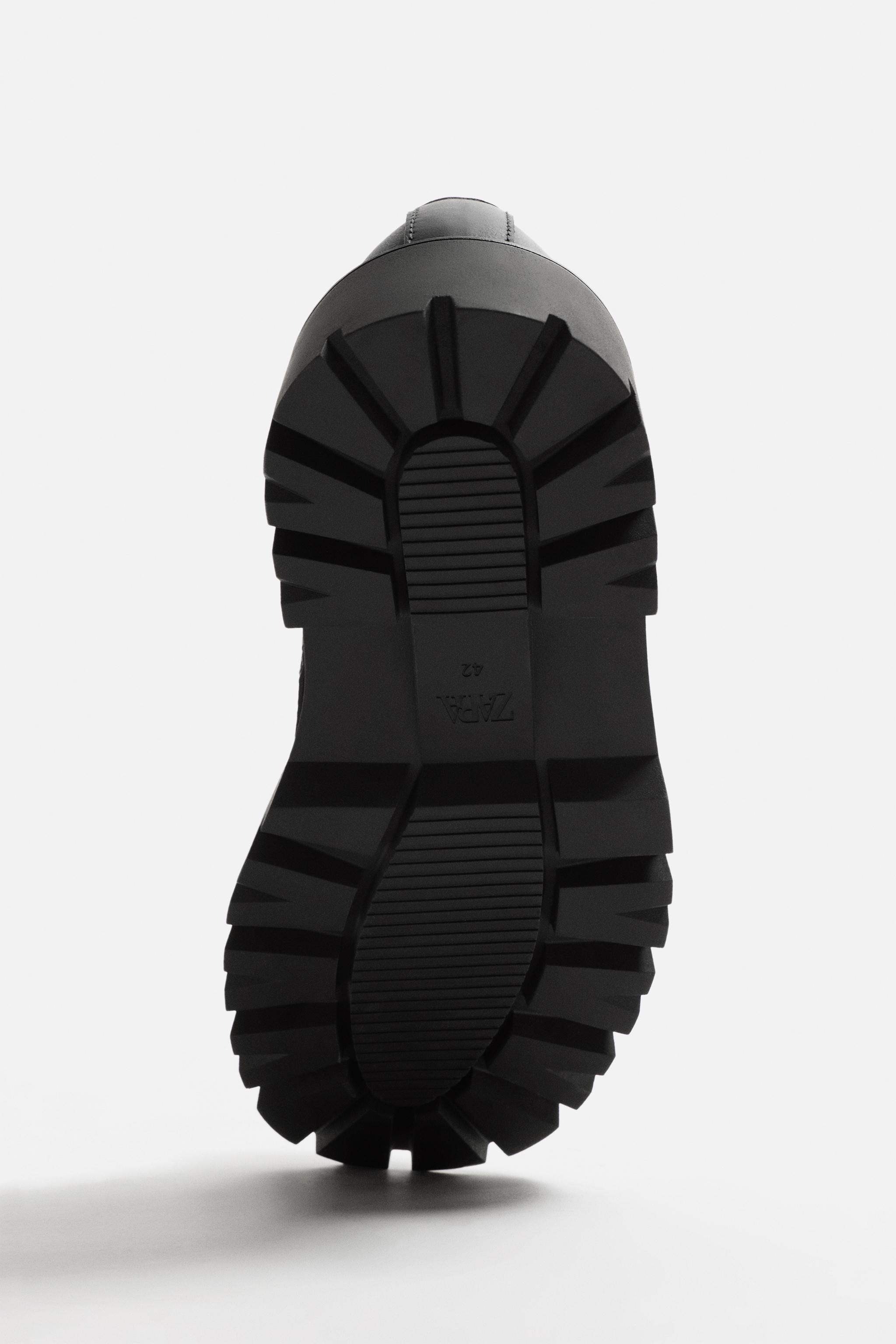 邦楽 DIFFERENT SHGDES OF BLACK NIKE／ウィメンズエアマックス ココサンダルXWFW | B