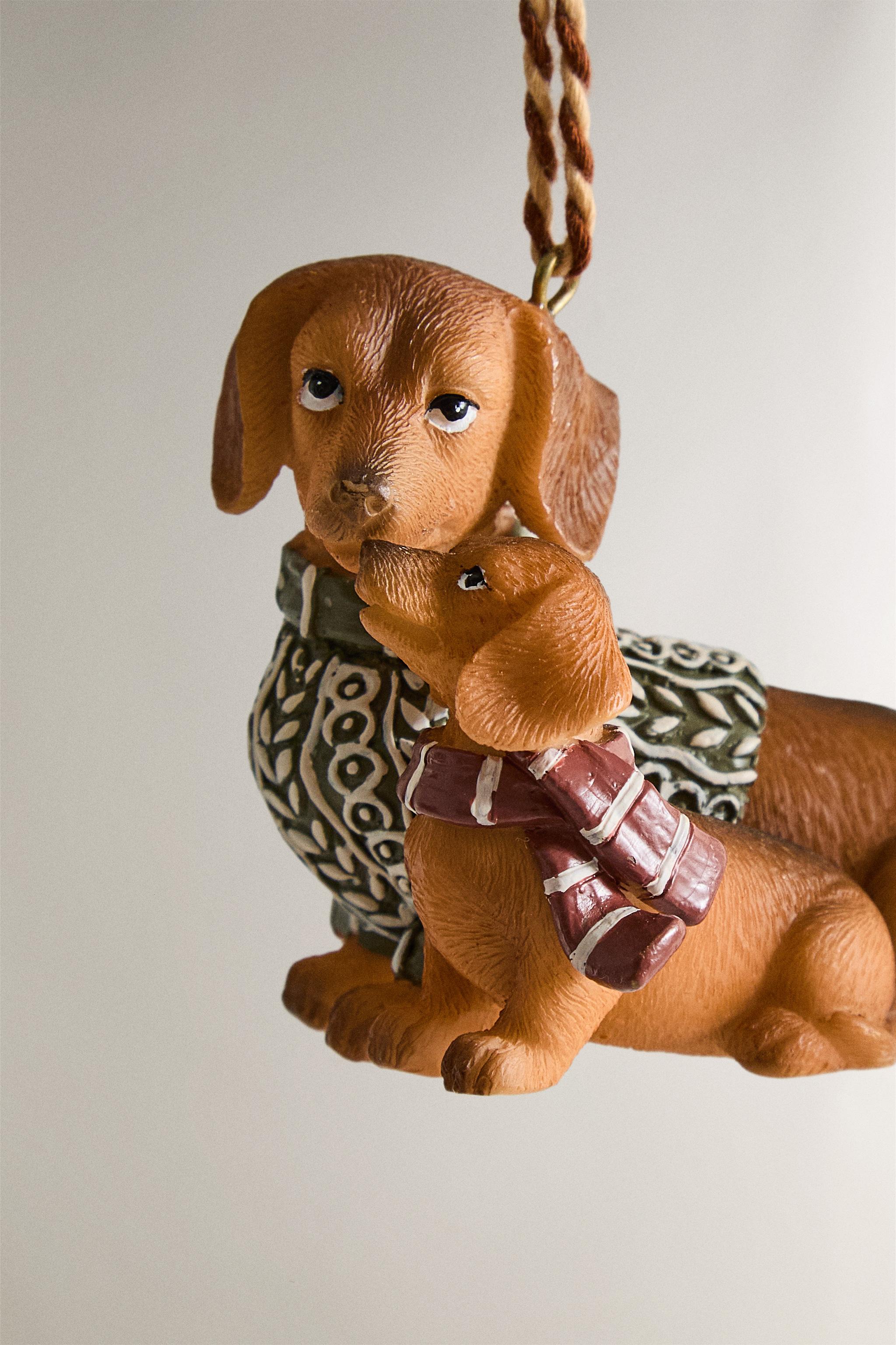 DOG PAIR CHRISTMAS TREE ORNAMENT