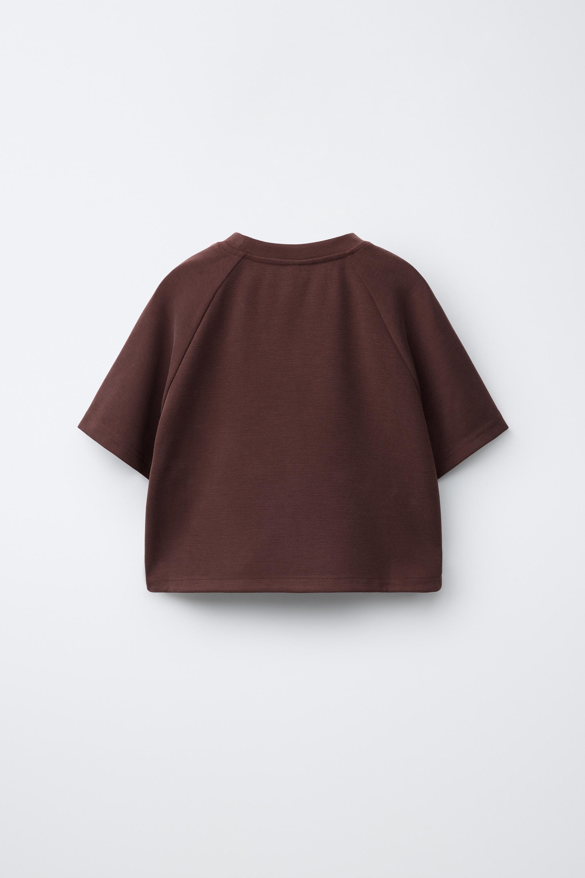 コントラストレリーフテキストTシャツ - ボルドー | ZARA Japan / 日本