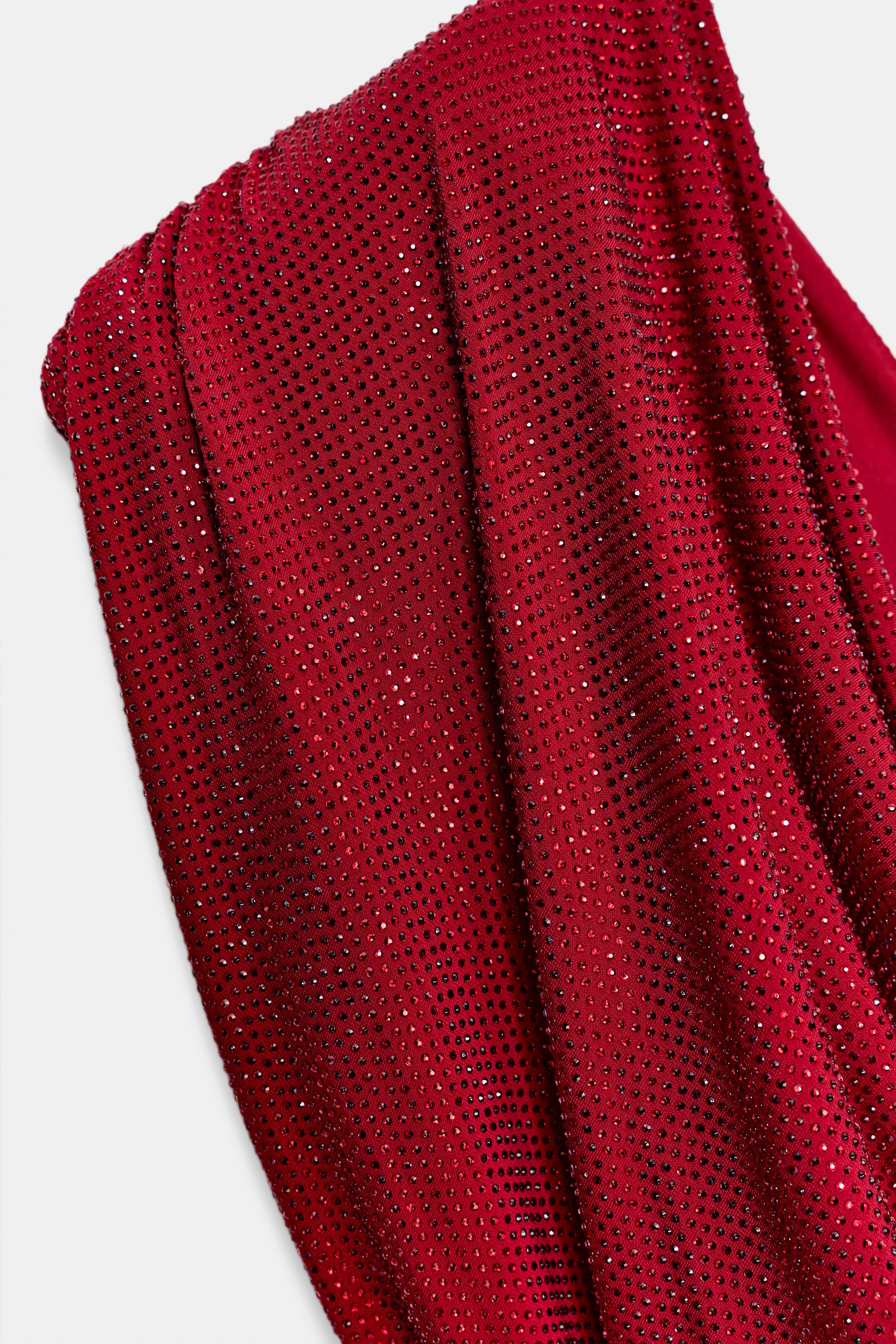 ROBE COURTE À ÉPAULETTES AVEC STRASS