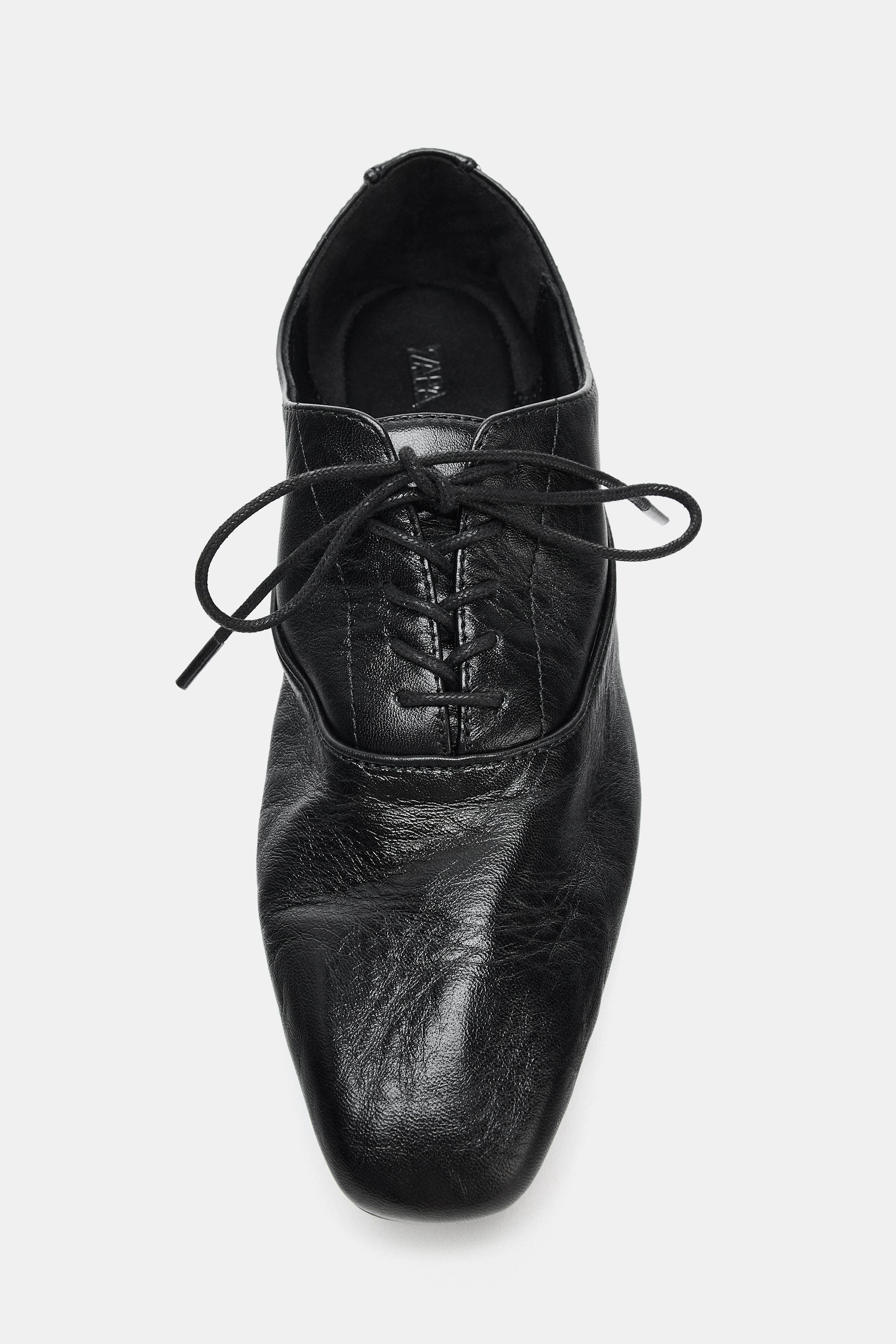 LACED LOW HEEL LEATHER SHOES