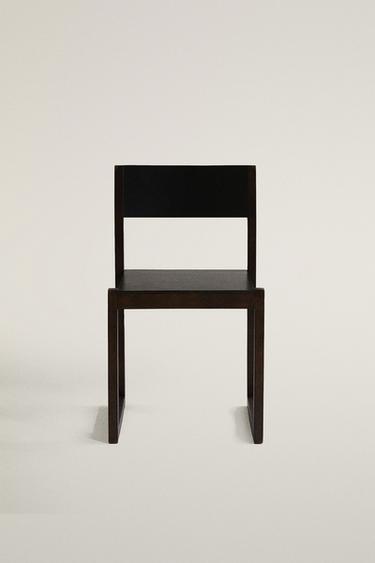WOOD AND LEATHER FRAME CHAIR — Dark brown 2